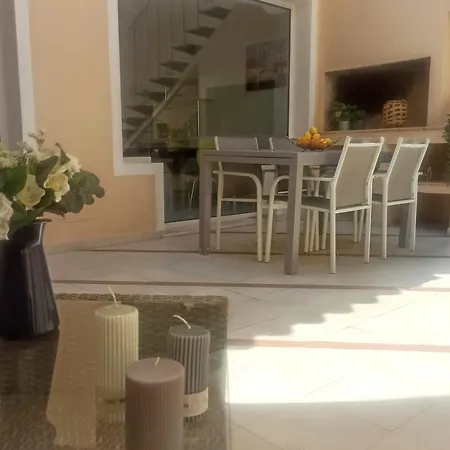 Sardinian Sea House בית נופש